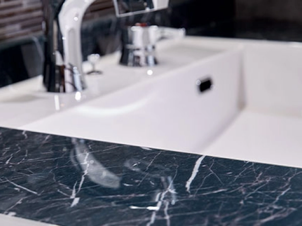 引用元：https://www.lixil.co.jp/lineup/powderroom/lumisis/