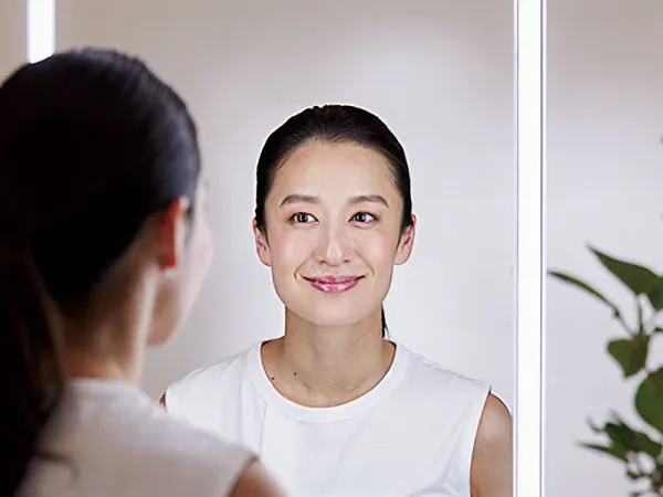 引用元：https://www.lixil.co.jp/lineup/powderroom/lumisis/